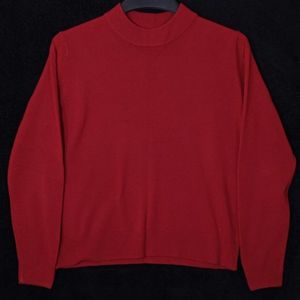 Red Sweater Size Petite Excellent Condition Tag Missing  #040‎